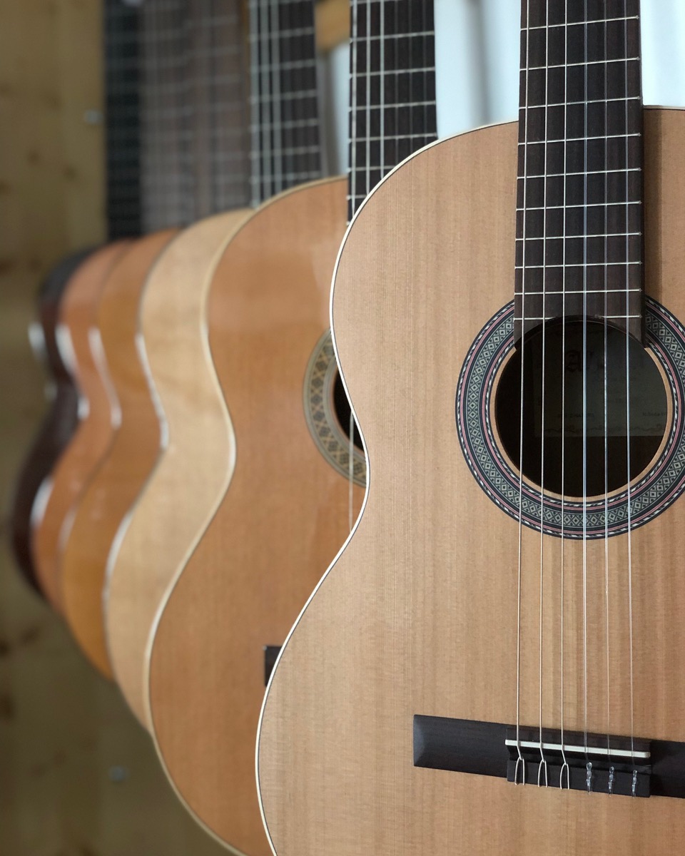 Klassik Gitarre aus Spanien kaufen in Zürcher Oberland